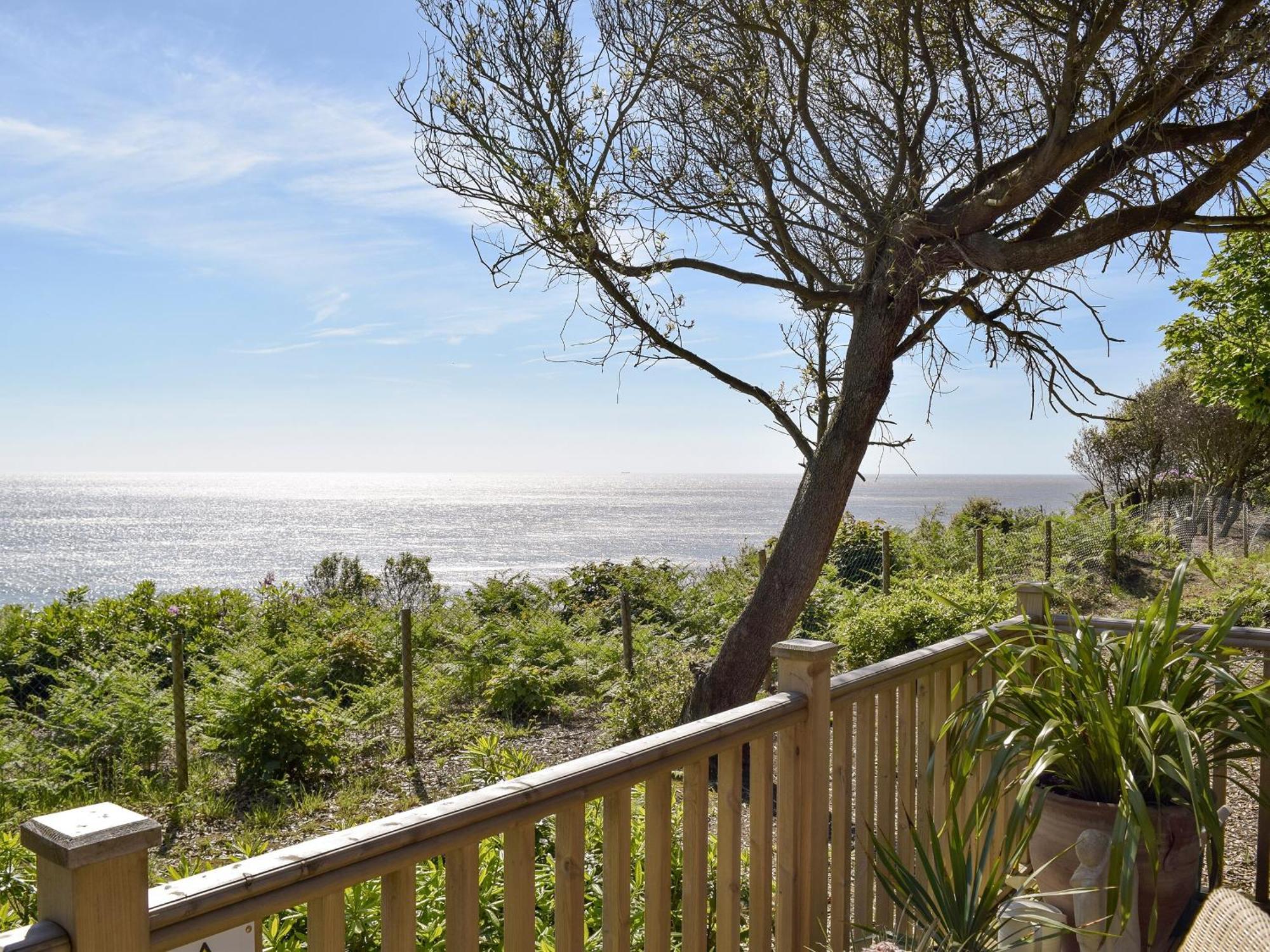 Seacliff Villa Corton  Exterior photo